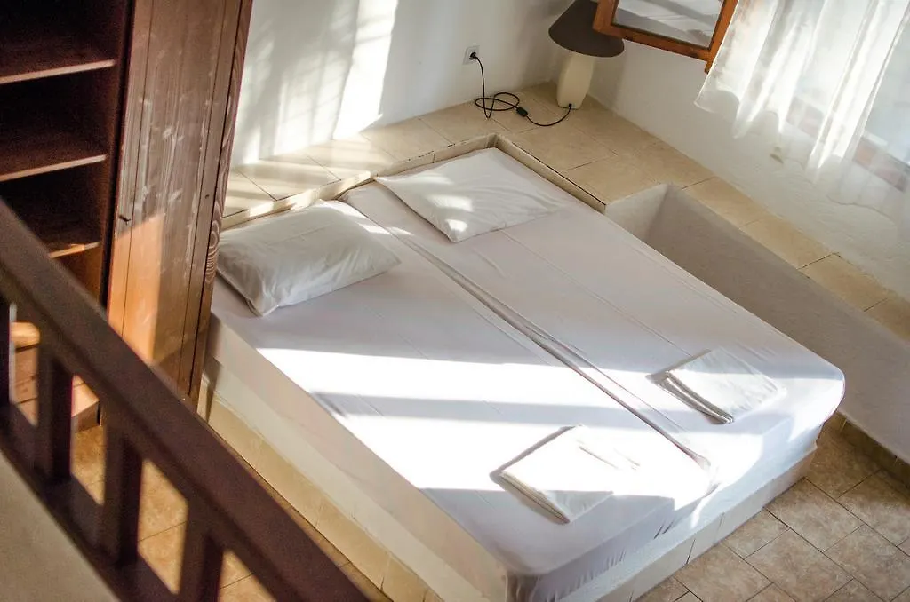Apartmán La Mirage Néa Fókaia 0*,